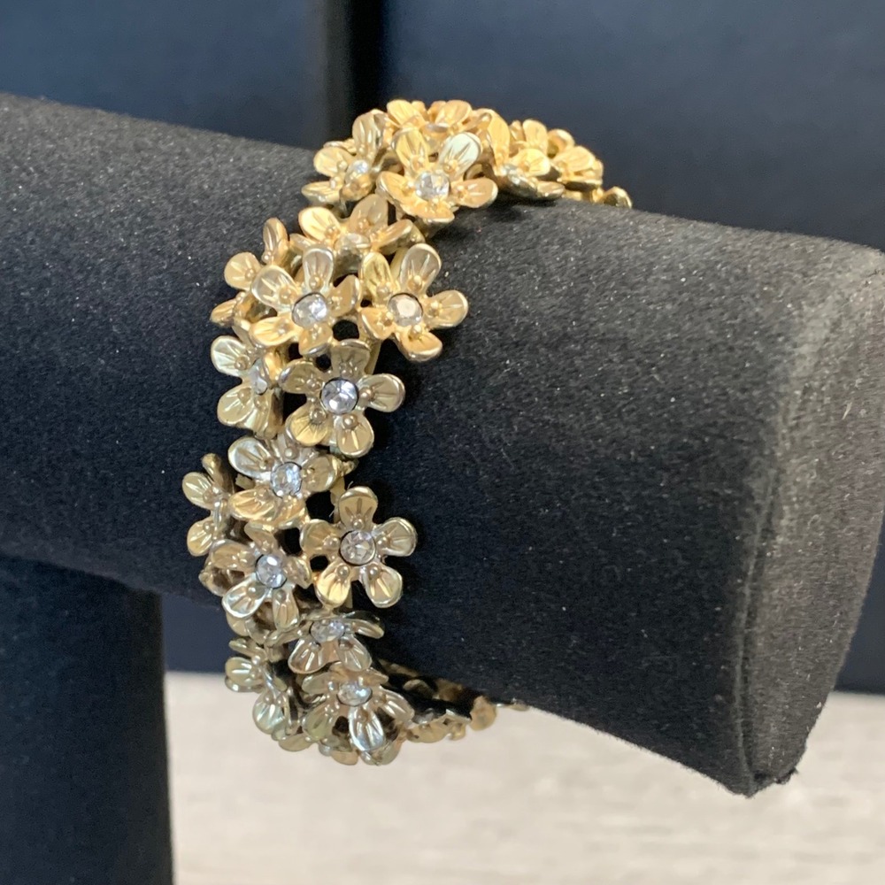 Vintage Gold Tone Rhinestone Floral Stretch Bracelet Multi Flower 4539